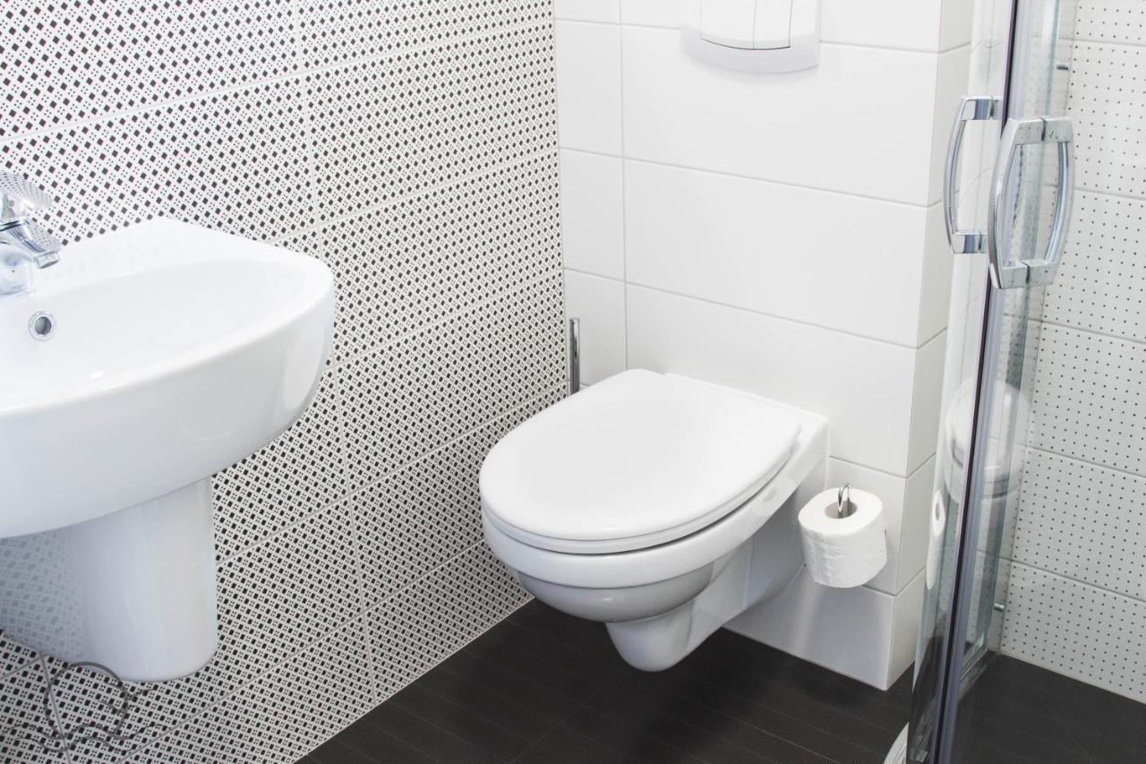 Sloneczna - Komfortowe Pokoje I Apartamenty Stegna  Exteriör bild